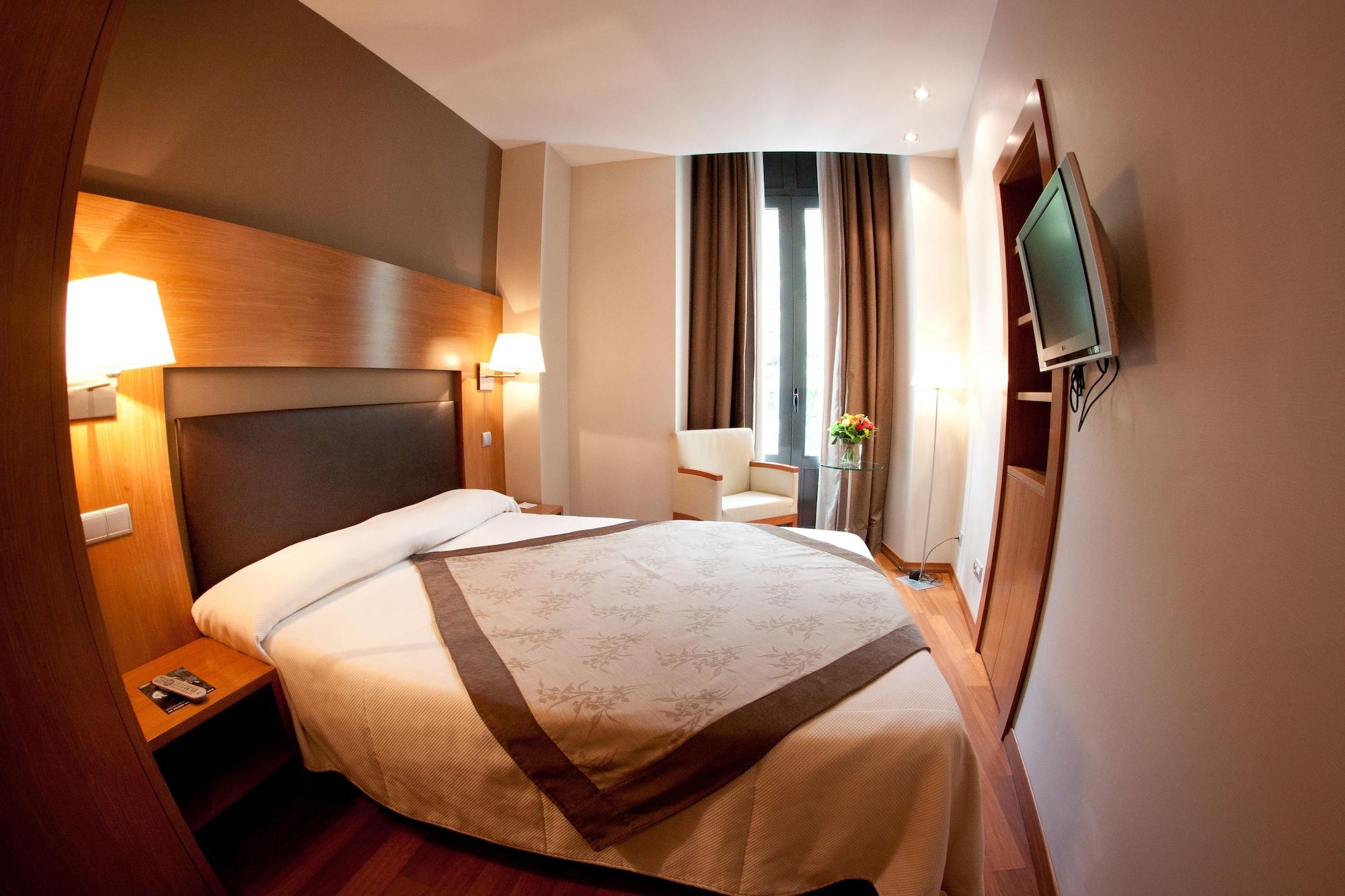 อัลติ โฮเต็ล Hotel Bagneres-de-Luchon ภายนอก รูปภาพ